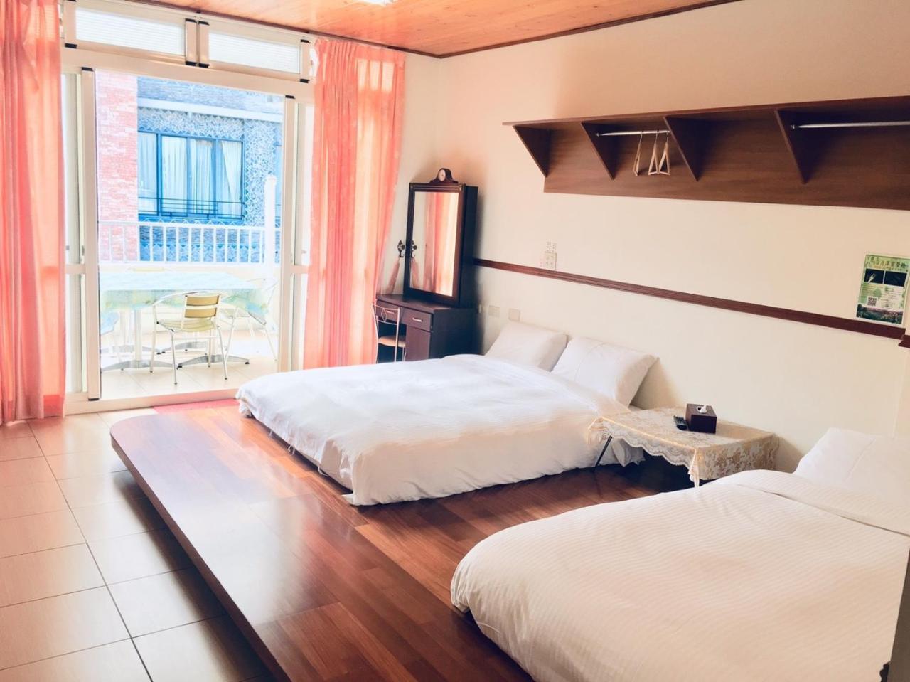 Sun Moon Beauty Apartment Yuchi Exterior photo